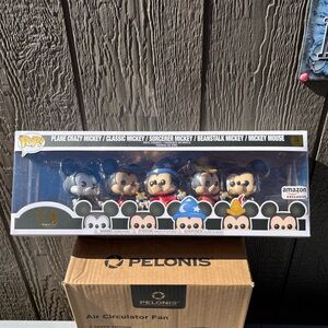 Funko Pop! Disney Mickey Mouse Amazon Exclusive 5-Pack figures Plane Beanstalk +